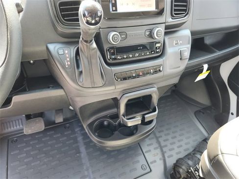 New 2024 RAM ProMaster 2500 w/ Convenience Group image 7