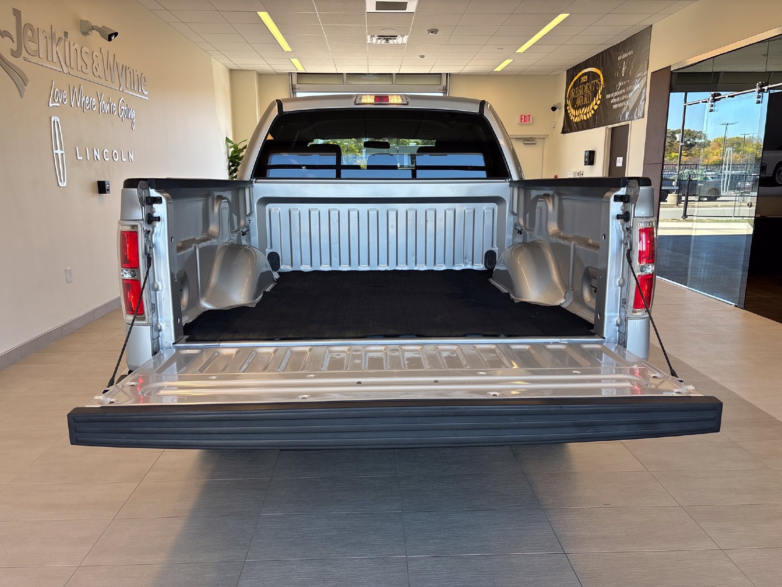 Used 2013 Ford F150 XLT RWD image 10