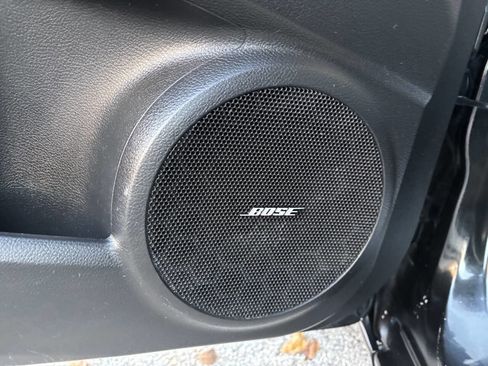 Used 2011 MAZDA MAZDA3 i Touring image 26