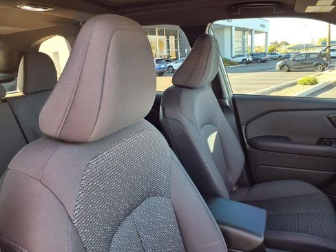 Certified 2025 Subaru Forester Premium image 21