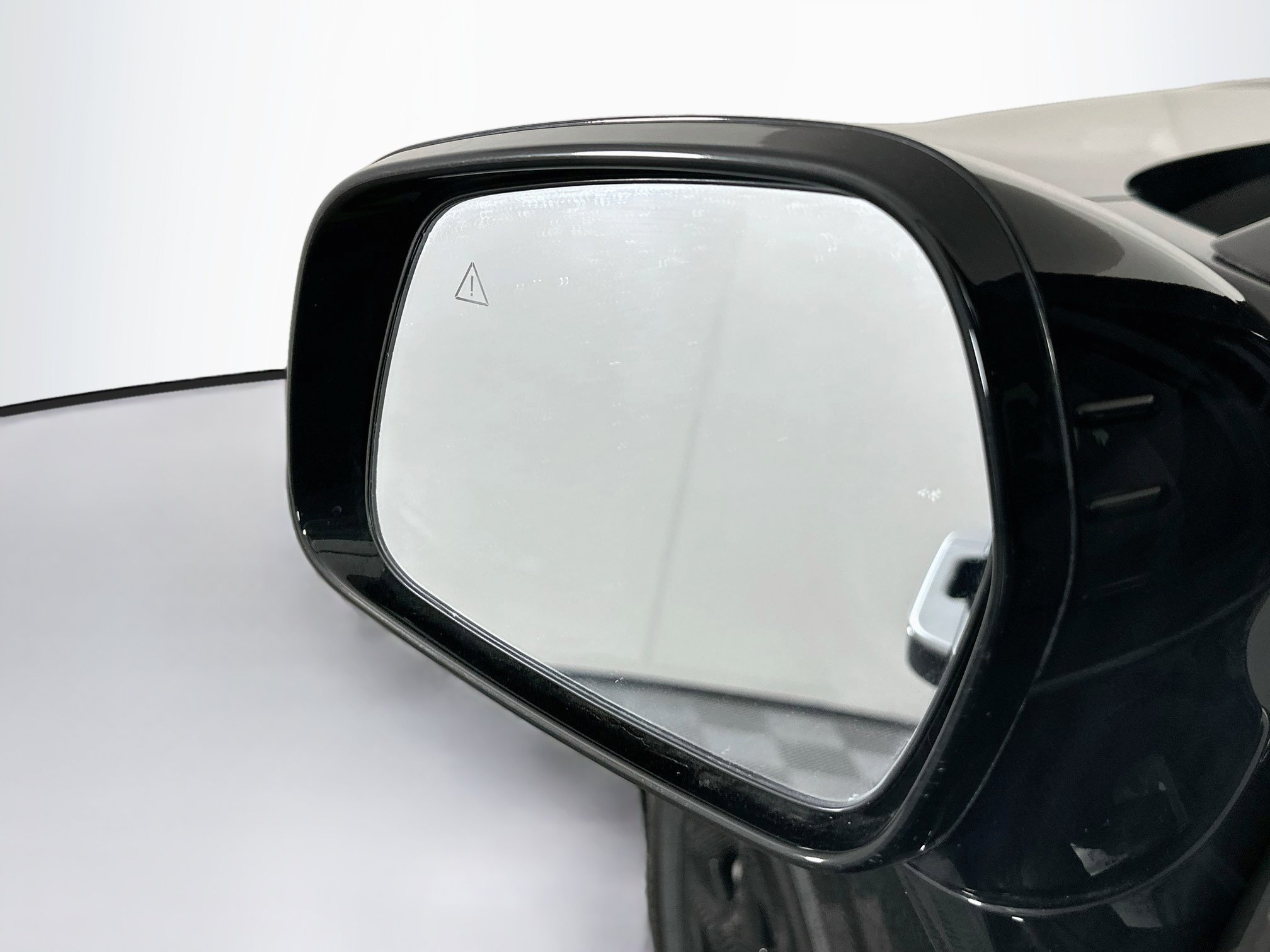 Used 2026 Kia Carnival FWD image 16