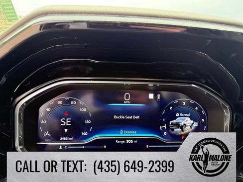 Used 2023 Chevrolet Silverado 1500 ZR2 w/ Technology Package AWD/4WD image 20