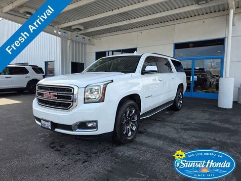 Used 2018 GMC Yukon XL SLT w/ Open Road Package AWD/4WD image 1
