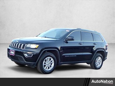 Used 2020 Jeep Grand Cherokee Laredo image 1