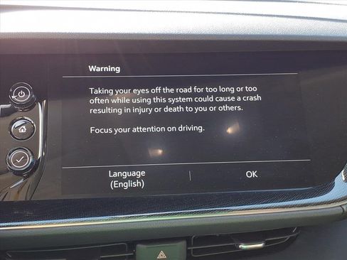 Used 2023 Buick Envision Essence FWD image 27