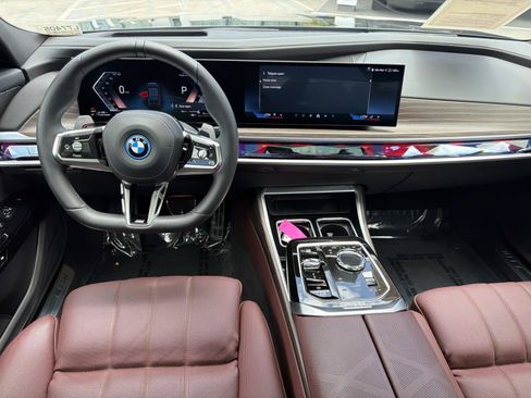 Used 2026 BMW 750e xDrive AWD/4WD image 6