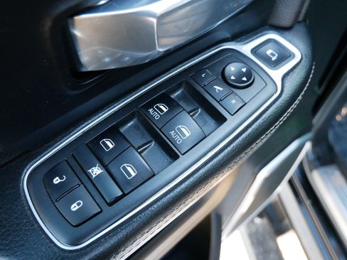 Used 2020 RAM 2500 Laramie image 14