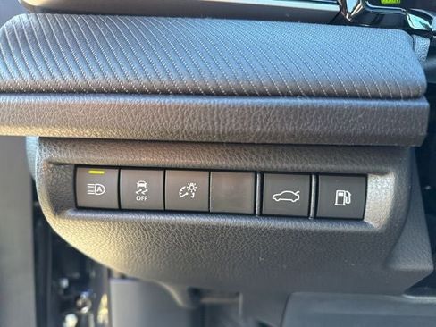 Used 2026 Toyota Camry SE w/ Multimedia Upgrade Package image 18