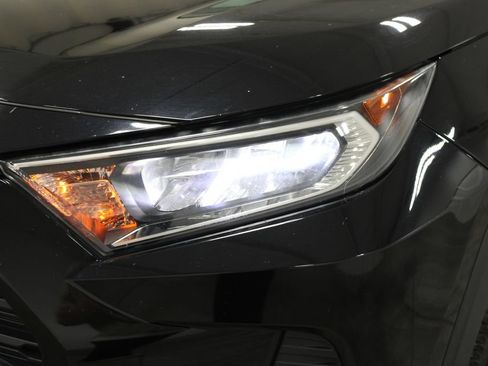 Used 2020 Toyota RAV4 XLE Premium AWD/4WD image 13