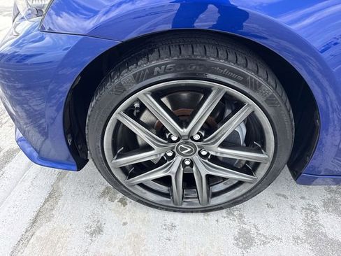 Used 2016 Lexus IS 350 w/ F Sport Package RWD image 10