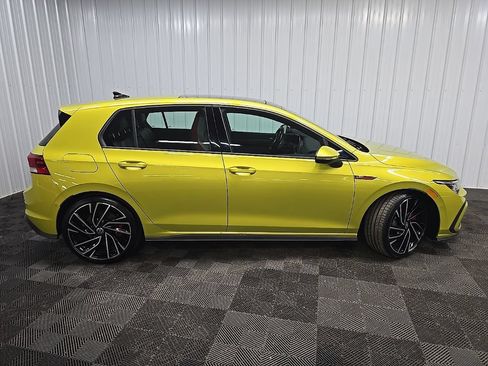 Used 2022 Volkswagen GTI Autobahn FWD image 2
