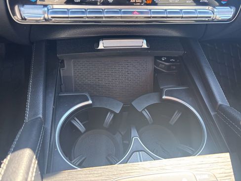 Used 2023 Mercedes-Benz GLE 350 4MATIC image 19