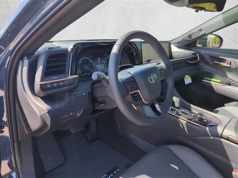 New 2026 Toyota Crown Signia image 13