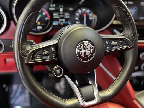 Used 2021 Alfa Romeo Stelvio Sprint w/ Nero Edizione RWD image 19