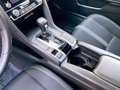 Used 2021 Honda Civic Sport image 15