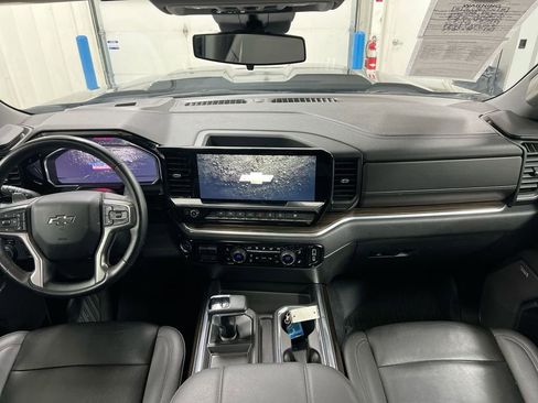 Used 2024 Chevrolet Silverado 1500 LT Trail Boss w/ LT Trail Boss Premium Package image 10