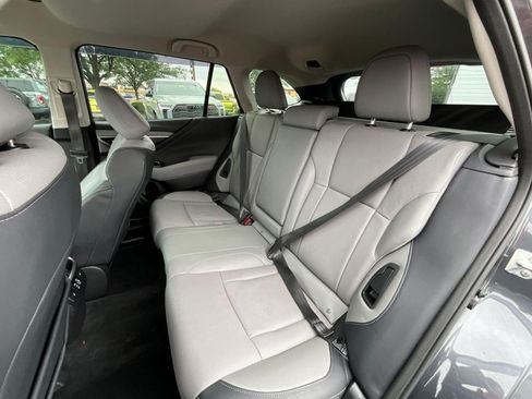 Used 2023 Subaru Outback Limited AWD/4WD image 20