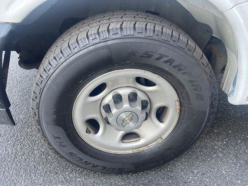 Used 2020 Chevrolet Express 2500 w/ Driver Convenience Package image 42