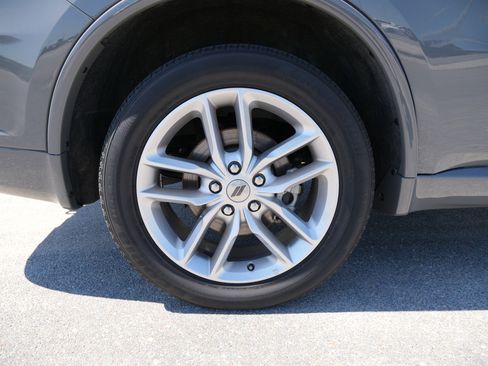 Used 2023 Dodge Durango GT image 11