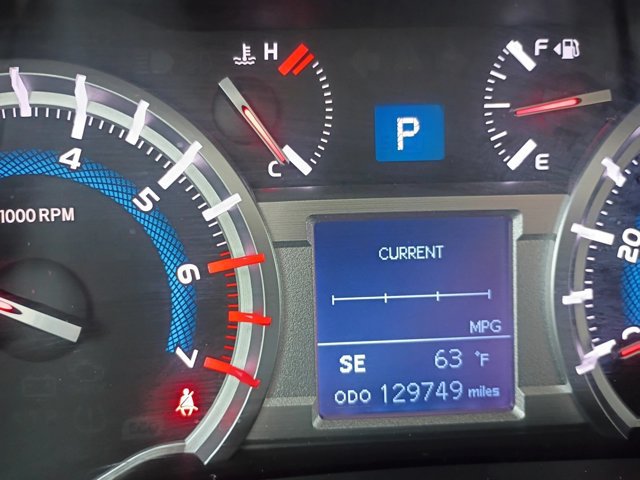 Used 2015 Toyota 4Runner SR5 RWD image 11