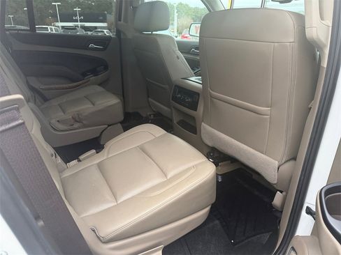 Used 2019 Chevrolet Tahoe Premier image 17
