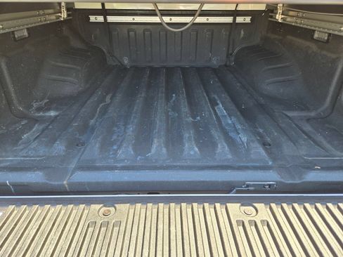 Used 2023 Nissan Frontier PRO-4X w/ Pro-4X Premium Package AWD/4WD image 12