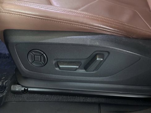 Used 2023 Audi Q3 2.0T Premium Plus w/ Premium Plus Package image 16