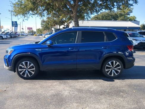 Used 2022 Volkswagen Taos SE image 7