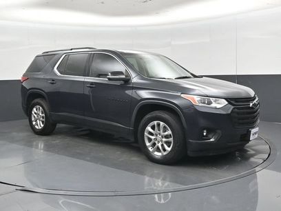 Used 2021 Chevrolet Traverse LT w/ LPO, Blackout Package