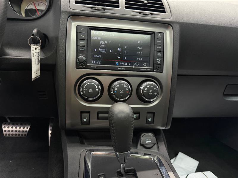 Used 2014 Dodge Challenger R/T RWD image 14