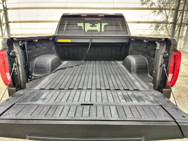 Used 2019 GMC Sierra 1500 SLT w/ SLT Premium Plus Package AWD/4WD image 26