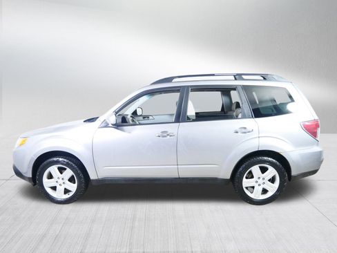 Used 2010 Subaru Forester 2.5X Premium image 4