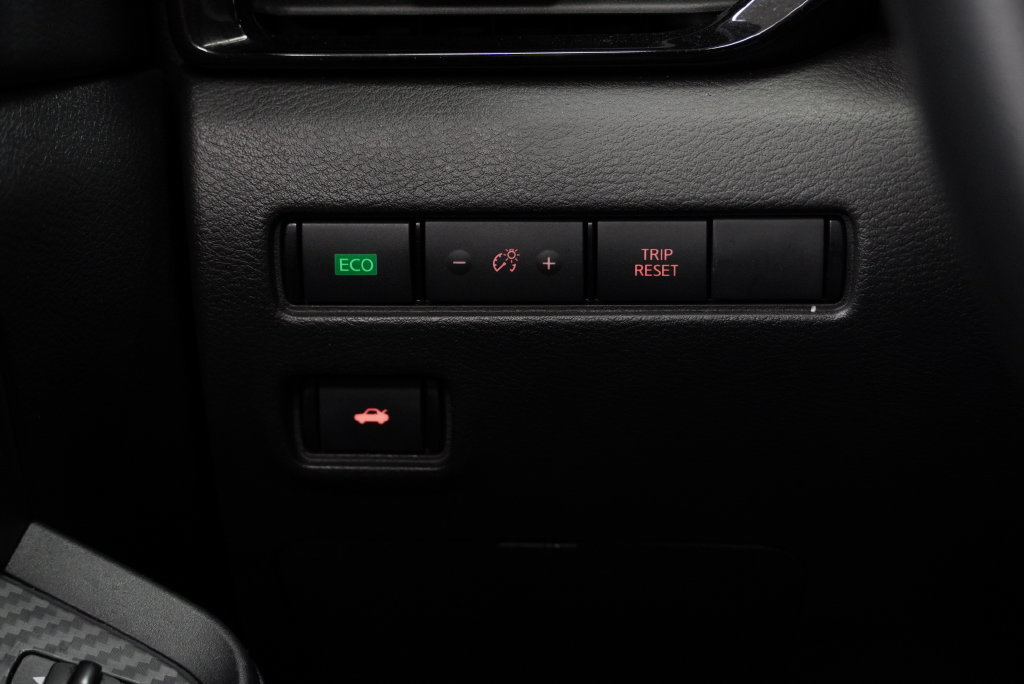 Used 2024 Nissan Sentra SV FWD image 23