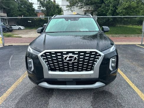 Used 2022 Hyundai Palisade Limited w/ Winter Package AWD/4WD image 2