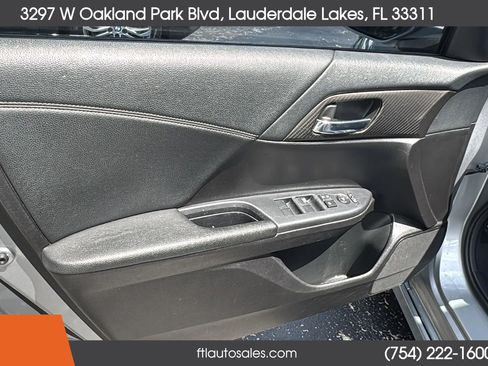 Used 2017 Honda Accord Sport image 18