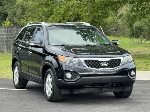 Used 2013 Kia Sorento LX w/ Convenience Pkg FWD image 1