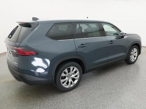 New 2026 Toyota Grand Highlander Limited image 42