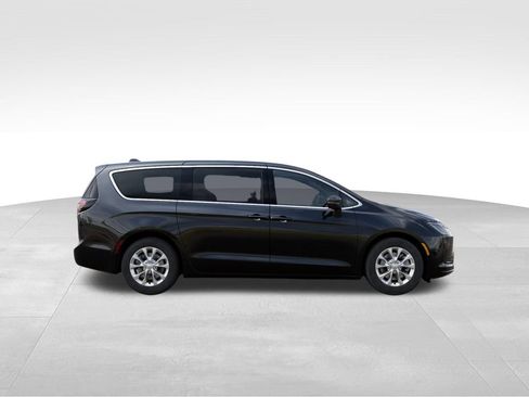 New 2027 Chrysler Pacifica Select AWD/4WD image 22