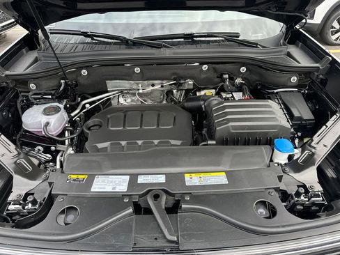 New 2026 Volkswagen Atlas Cross Sport SE AWD/4WD image 29