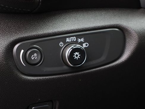 Used 2022 Chevrolet Blazer LT image 20