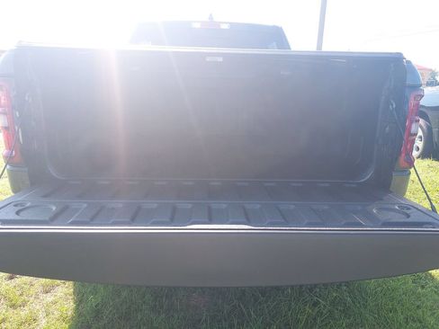 New 2026 RAM 1500 Express AWD/4WD image 9