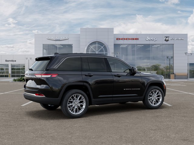 New 2027 Jeep Grand Cherokee Limited RWD image 4