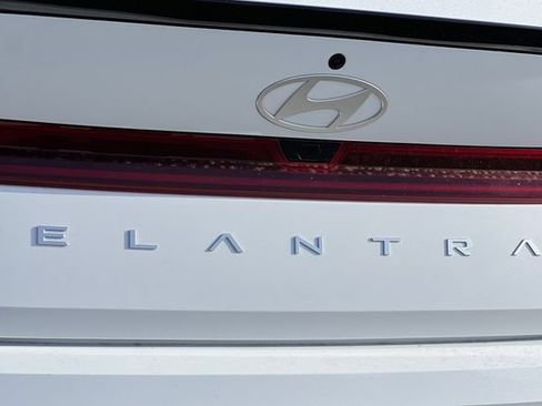 New 2026 Hyundai Elantra SEL Sport Premium FWD image 8