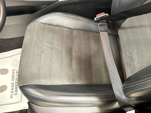 Used 2024 Mitsubishi Outlander FWD image 18