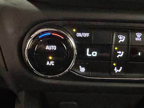 Used 2021 Chevrolet TrailBlazer RS w/ Convenience Package AWD/4WD image 30