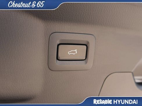 Used 2023 MAZDA CX-9 Touring AWD/4WD image 18