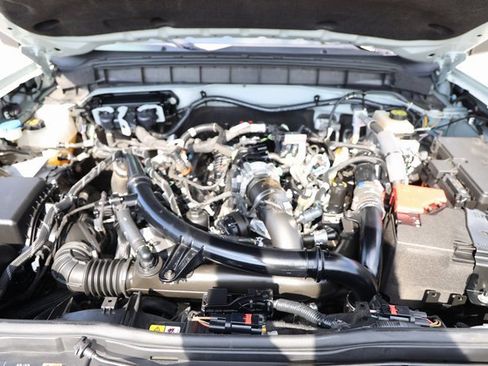 Used 2022 Ford Bronco Wildtrak image 24