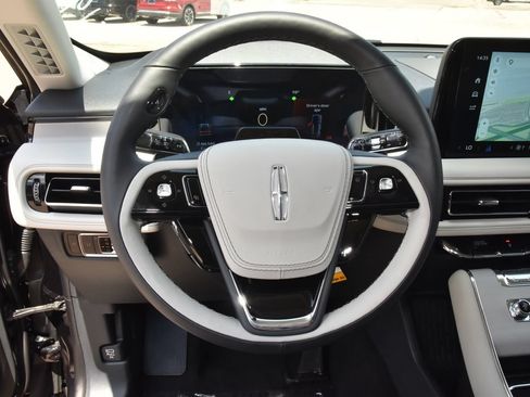 New 2026 Lincoln Aviator Reserve AWD/4WD image 24