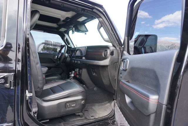 Used 2024 Jeep Wrangler Unlimited Rubicon AWD/4WD image 24