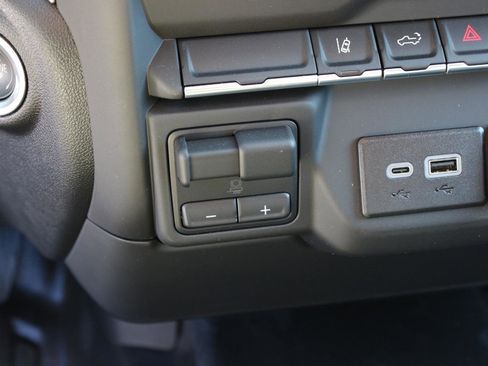 New 2025 GMC Sierra 2500 Pro w/ Convenience Package image 25